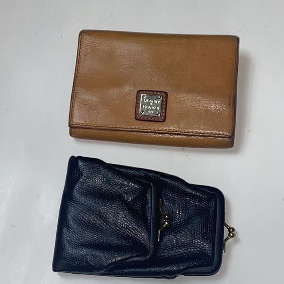 2 Wallet’s Vintage Dooney & Bourke 1975 Bags - Picture 2 of 14